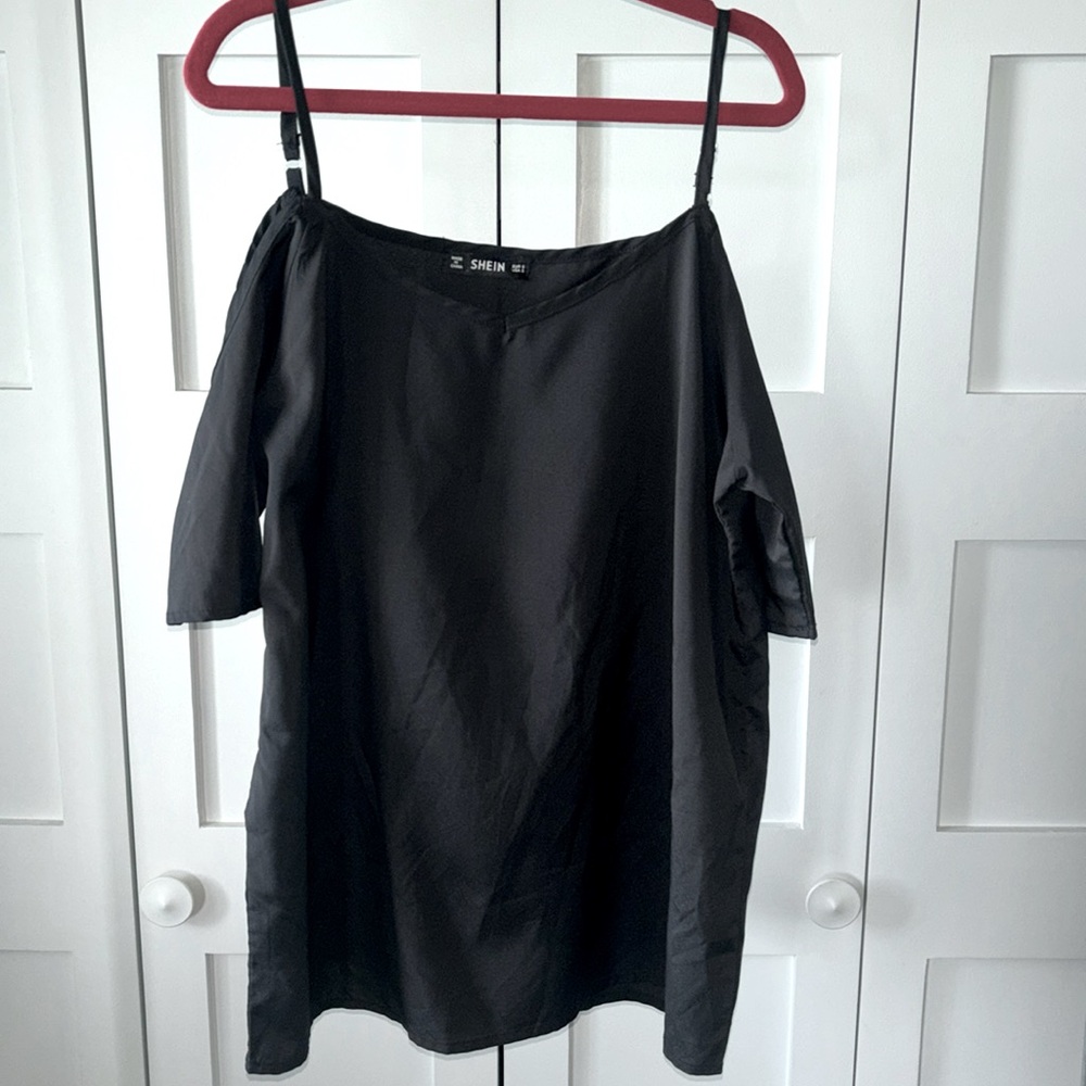 SHEIN black size small top with shoulder cut out.